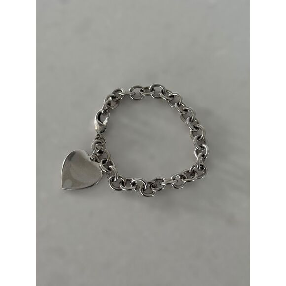Silvertone Heart Charm Bracelet - Picture 1 of 4